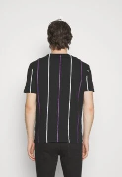 YOURTURN Unisex - T-Shirt Print - Purple -Aanbiedingen Yourturn Winkel 04af3be8fc7b4c8586f7bb5f14d9b86e