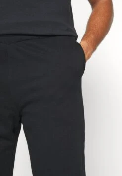 YOURTURN Unisex - Trainingsbroek - Black -Aanbiedingen Yourturn Winkel 07c1b5cdab9b40debc97178217a47ad0