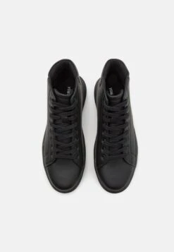 YOURTURN Unisex - Sneakers Hoog - Black -Aanbiedingen Yourturn Winkel 0bdf873903064fc293f4ddfb75cd8b86