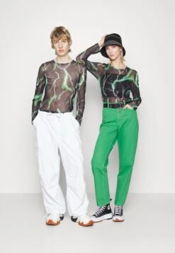 YOURTURN Unisex - Longsleeve -Black -Aanbiedingen Yourturn Winkel 12c0fd4fc52c49fdb7874ae706294578