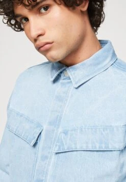 YOURTURN Unisex - Spijkerjas - Blue -Aanbiedingen Yourturn Winkel 17be6b00d2b74781bd3ad733d2365305