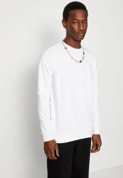 YOURTURN Unisex 2 Pack - Sweater - Black/White -Aanbiedingen Yourturn Winkel 1f4cc47461df4fa38f1687c1f0037bb5