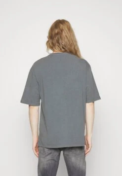 YOURTURN Unisex - T-Shirt Print - Mottled Black -Aanbiedingen Yourturn Winkel 2b0268491d4d429bb4869146ddfea5f0