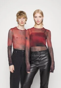 Aanbiedingen Yourturn Winkel 29 YOURTURN Unisex - Longsleeve -Red