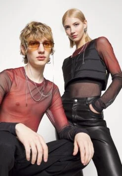 YOURTURN Unisex - Longsleeve -Red 9 YOURTURN Unisex - Longsleeve -Red -Aanbiedingen Yourturn Winkel 2ce283cda1134ef3b438bb9794367f44