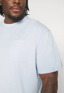 YOURTURN Unisex 2 Pack- T-Shirt Basic - Light Blue/Dark Blue -Aanbiedingen Yourturn Winkel 38112a41675c40fe9ecd8e37b289cea3