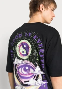 YOURTURN Good In Everything Graphic T-Shirt Unisex - T-Shirt Print - Black 9 YOURTURN Good In Everything Graphic T-Shirt Unisex - T-Shirt Print - Black -Aanbiedingen Yourturn Winkel 3b672df96fa743279e1294c91fe89d5e