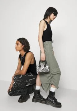 Aanbiedingen Yourturn Winkel -Aanbiedingen Yourturn Winkel 3e733c2a2ccf48edba8422cc9357963e