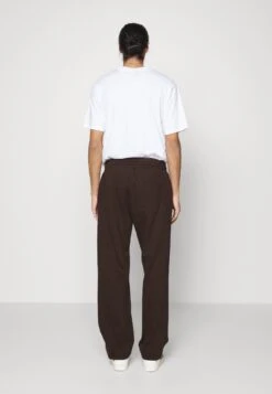 YOURTURN Unisex - Trainingsbroek - Brown -Aanbiedingen Yourturn Winkel 3fe3f2847aea4d168b7c5eda59ad7c4d