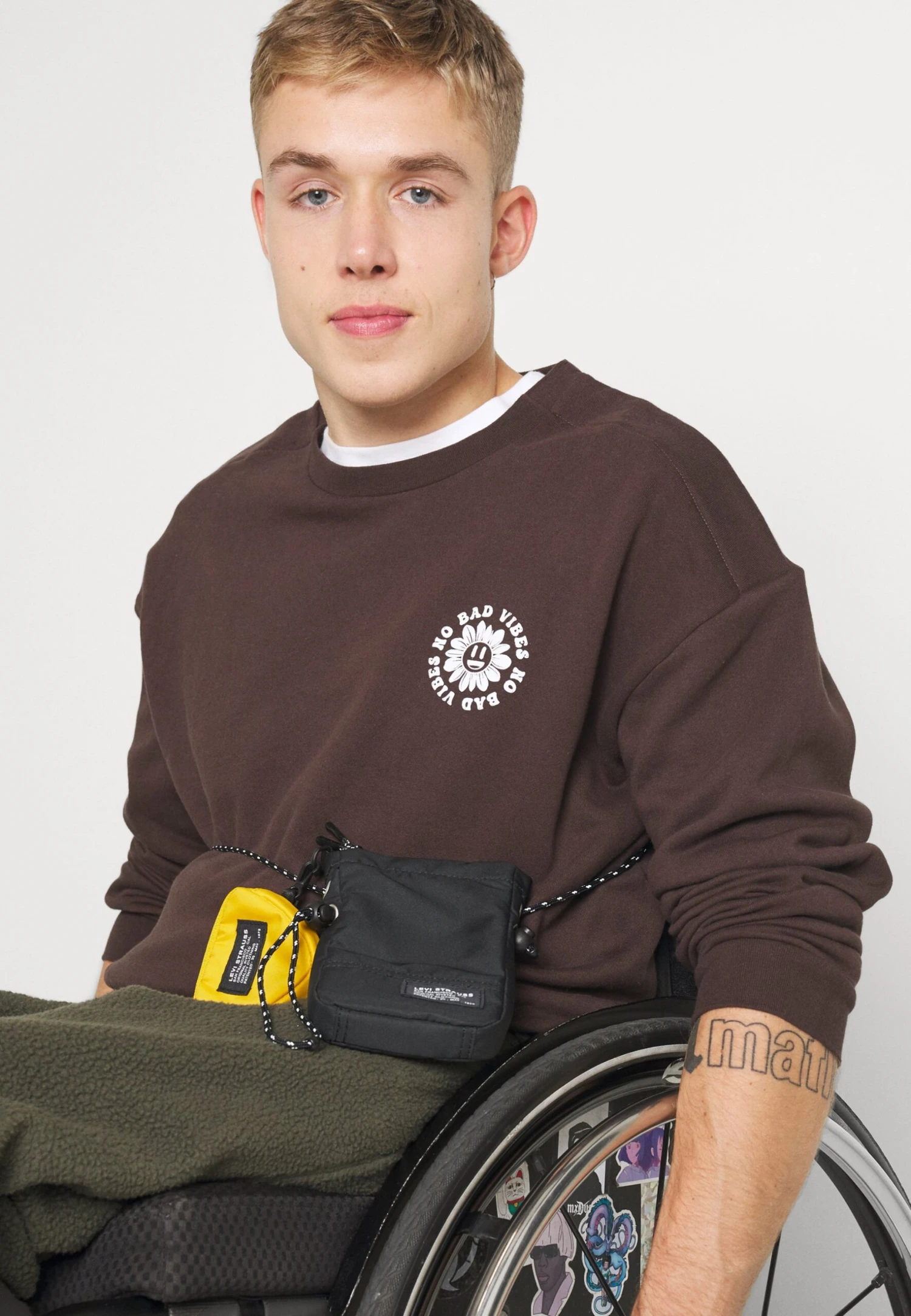 YOURTURN Unisex - Sweater - Dark Brown 6 YOURTURN Unisex - Sweater - Dark Brown - Afbeelding 6