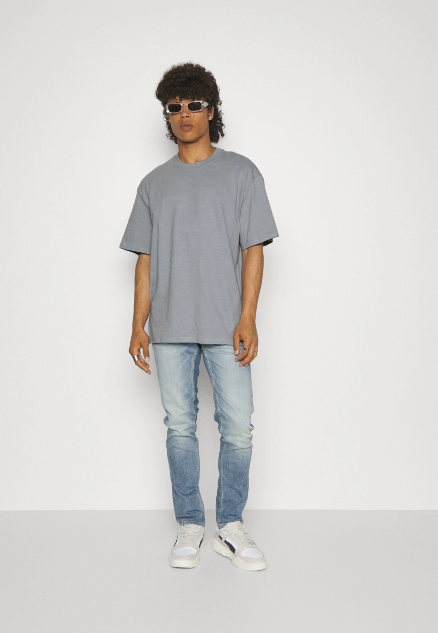 YOURTURN Unisex - T-Shirt Basic - Grey 2 YOURTURN Unisex - T-Shirt Basic - Grey - Afbeelding 2