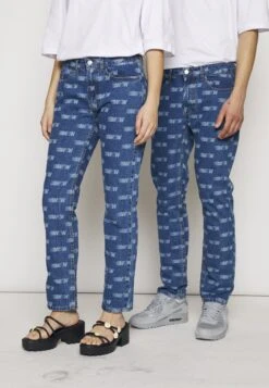 YOURTURN WincentWeiss Unisex - Straight Leg Jeans - Blue Denim -Aanbiedingen Yourturn Winkel 5501815a1dda4429a2b5723249cbebd5