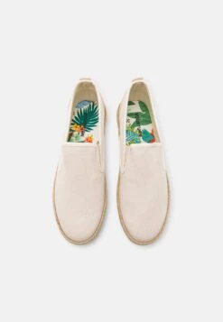 YOURTURN Unisex - Espadrilles - Beige -Aanbiedingen Yourturn Winkel 56db4240489f40deb42b6e10fa2a5eef