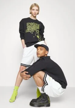 YOURTURN Unisex - Shorts - White -Aanbiedingen Yourturn Winkel 6f5ad2a77f02486f8de5bd002f616c64