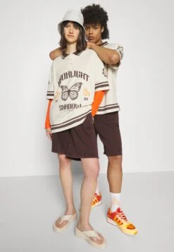 YOURTURN Unisex - Shorts - Dark Brown -Aanbiedingen Yourturn Winkel 795ccd861f5c4d17a65a69a6e308ed9c