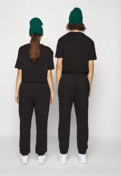 YOURTURN Wincent Weiss Basic - Trainingsbroek - Black -Aanbiedingen Yourturn Winkel 799651492dd7442bb2fe451c5fab638e