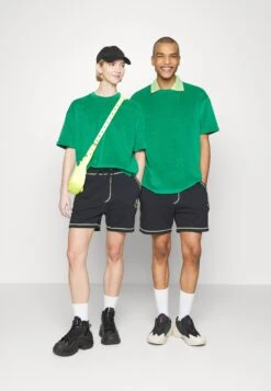 YOURTURN Unisex - T-Shirt Basic - Green -Aanbiedingen Yourturn Winkel 82d2266043b0405992618837b6893bcb