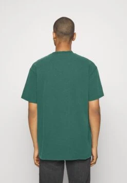 YOURTURN Unisex - T-Shirt Basic - Dark Green -Aanbiedingen Yourturn Winkel 83a64366a21b4d908431d953bb16e610