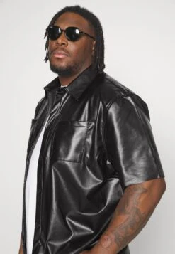 YOURTURN Unisex - Overhemd - Black -Aanbiedingen Yourturn Winkel 84e77c9c19144d278d3f4d9264d850e7