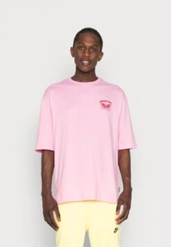 YOURTURN Nostalgia Future Tee Unisex - T-Shirt Print - Pink -Aanbiedingen Yourturn Winkel 874a9cb0584d41daa4ff79bb35283a3f