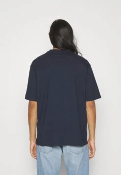 YOURTURN 3Pack Unisex - T-Shirt Basic - Olive, Beige, Dark Blue 10 YOURTURN 3Pack Unisex - T-Shirt Basic - Olive, Beige, Dark Blue -Aanbiedingen Yourturn Winkel 9f9a01de948147abbb671e599bbe7b9f