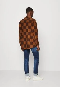 YOURTURN Unisex - Overhemdblouse - Brown -Aanbiedingen Yourturn Winkel a0308e7119464ed894d0cd1d77f7e109