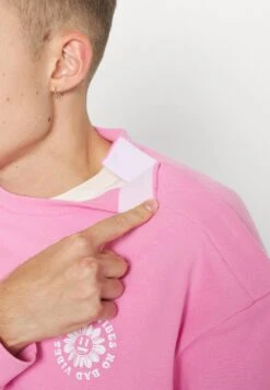 YOURTURN Unisex - Sweater - Pink 19 YOURTURN Unisex - Sweater - Pink -Aanbiedingen Yourturn Winkel a71d2cfc30a64eba96033b922ca800cd