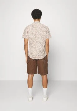 YOURTURN Unisex - Jeansshort - Brown -Aanbiedingen Yourturn Winkel b16cb8a9b9694f79827ccddcd611d2c1