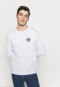 YOURTURN Longsleeve - White 8 YOURTURN Longsleeve - White -Aanbiedingen Yourturn Winkel b93fced6baf74b7faaf69450a8732db2