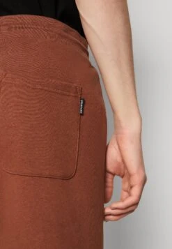 YOURTURN Unisex 2 Pack- Trainingsbroek - Brown/Off-White 13 YOURTURN Unisex 2 Pack- Trainingsbroek - Brown/Off-White -Aanbiedingen Yourturn Winkel ba321d5e3077436682f502a9bd72d561