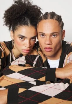 YOURTURN Trui - Multi Coloured -Aanbiedingen Yourturn Winkel d2abc46aa57744ca87aa436f84c47306