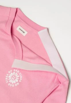 YOURTURN Unisex - Sweater - Pink 20 YOURTURN Unisex - Sweater - Pink -Aanbiedingen Yourturn Winkel d411d8941abf449392799edbf491d6e9