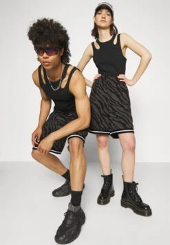 YOURTURN Unisex - Shorts - Dark Grey -Aanbiedingen Yourturn Winkel dab1b4caade94dcc8f454ffafc3f50cb