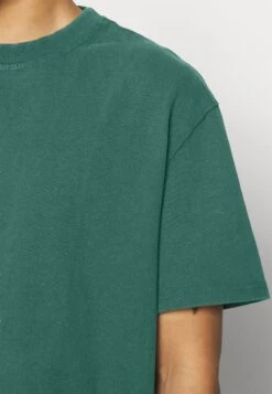 YOURTURN Unisex - T-Shirt Basic - Dark Green -Aanbiedingen Yourturn Winkel eab23c23622e4a4a91b7a080d29e9423