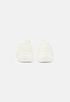 YOURTURN Unisex - Sneakers Laag - White -Aanbiedingen Yourturn Winkel ee389a7517e841808ad83e48c6b316ab