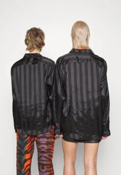 YOURTURN Festive Unisex - Overhemd - Black -Aanbiedingen Yourturn Winkel ef352a5422ce41469c917bae0ac296a7