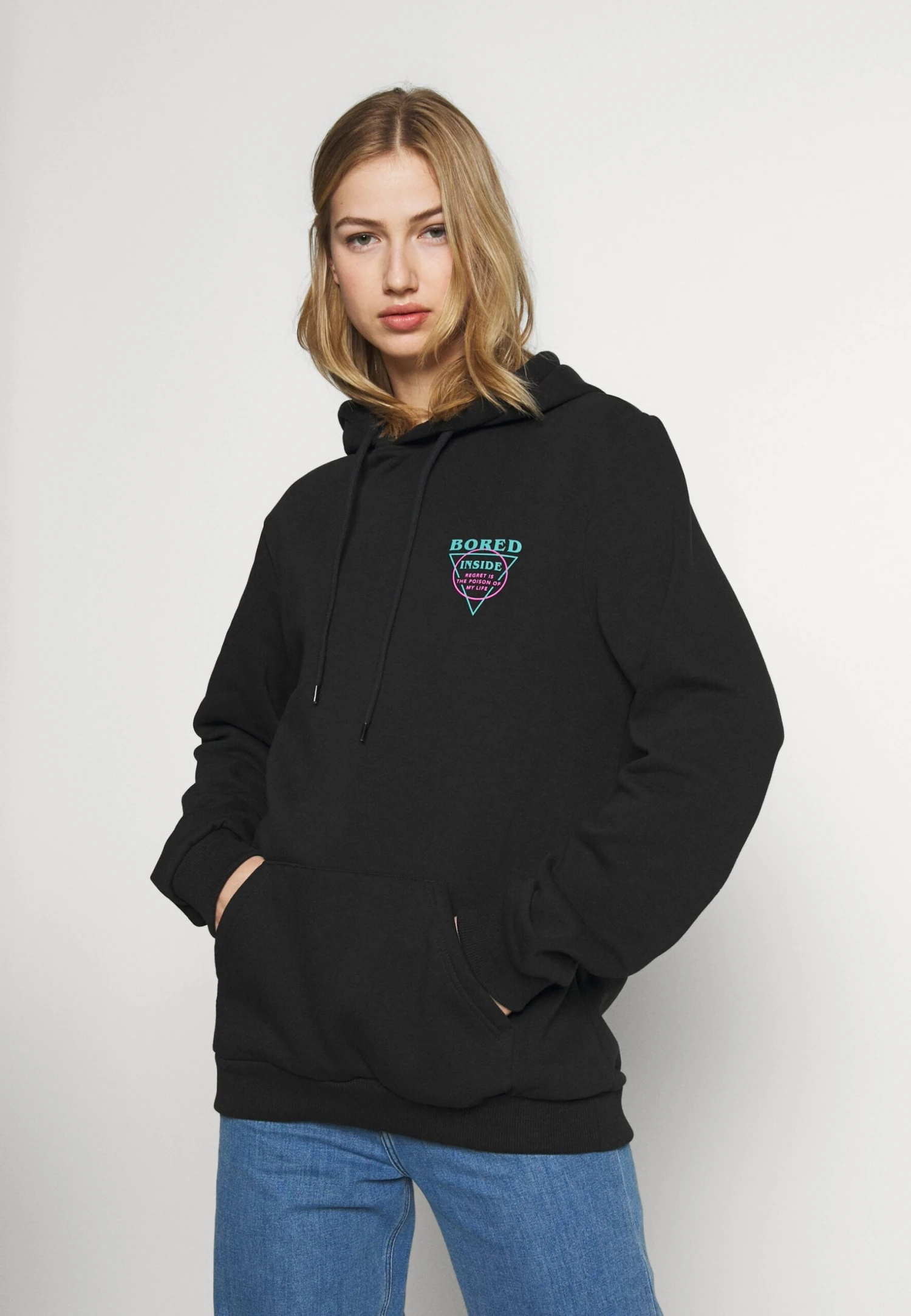 YOURTURN Hoodie - Black 4 YOURTURN Hoodie - Black - Afbeelding 4